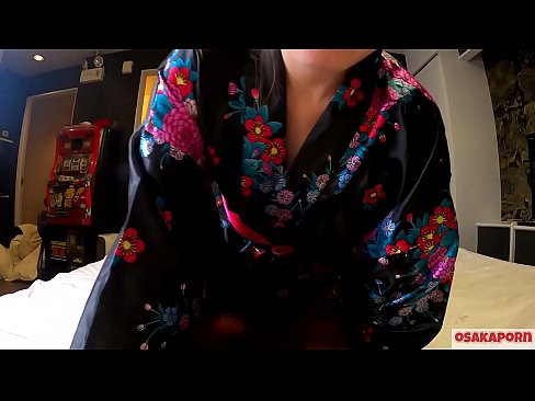 ❤️ Keçika ciwan a cosplay ji seksê hez dike ku bi orgazmê bi şûjinek di hespêk û blowjob de. Keçika Asyayî ya bi pisîka porî û bi cil û bergên kevneşopî yên Japonî di vîdyoya amator de ku masturbasyona bi pêlîstokên qijikê nîşan dide. Sakura 3 OSAKAPORN. ❤❌ Vîdyoya porno li ku.bsglass.ru ️❤