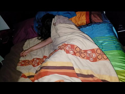 ❤️ Stepson dema ku di xew de ye, xatirê dayika xwe ya ciwan dike. ❤❌ Vîdyoya porno li ku.bsglass.ru ️❤